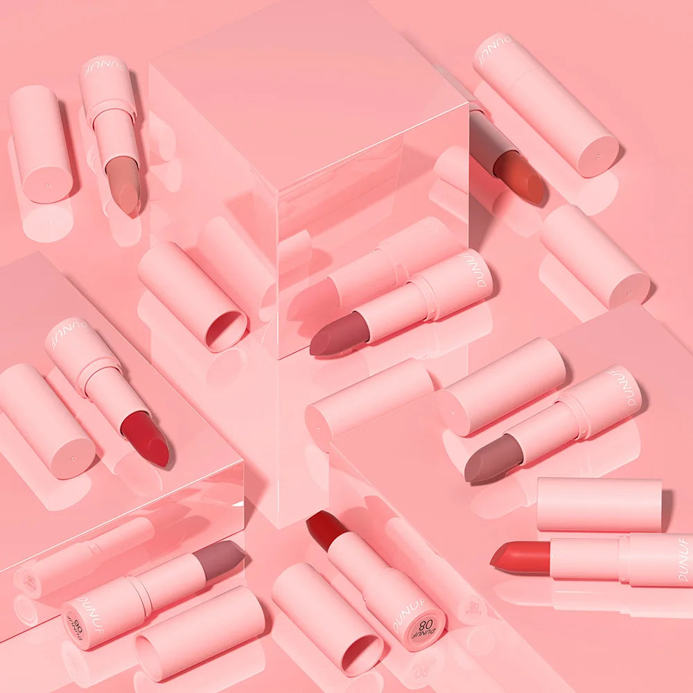 DUNUF 1 Pcs Matte Powder lipstick, Lasting 24 Hours Non-fading Waterproof Non-stick Easy to Color Lip Gloss Makeup Gift