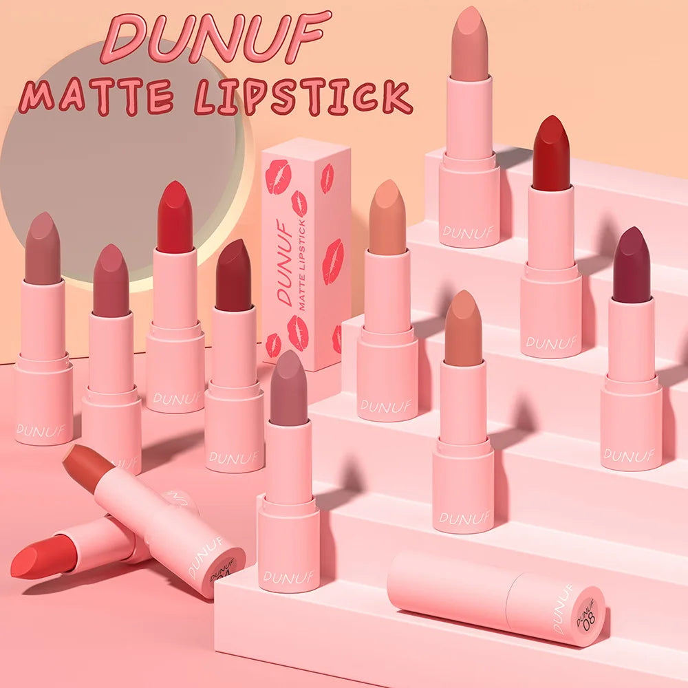 DUNUF 1 Pcs Matte Powder lipstick, Lasting 24 Hours Non-fading Waterproof Non-stick Easy to Color Lip Gloss Makeup Gift